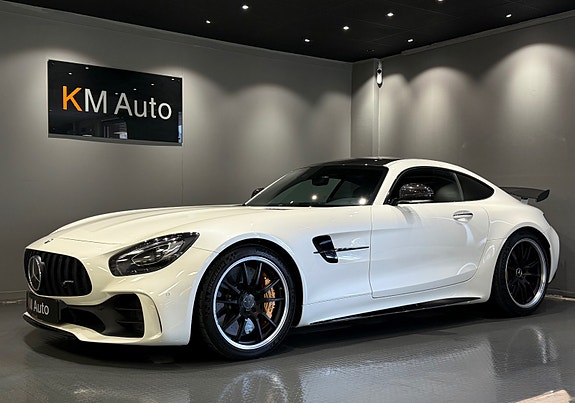 Mercedes-Benz AMG GT R 4 of 5