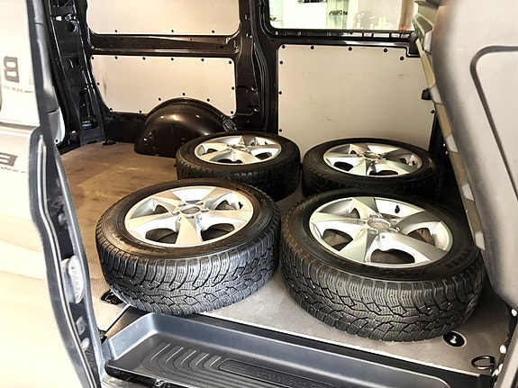 Mercedes-Benz Vito 119 27 of 29