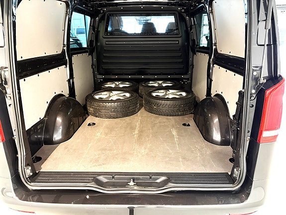 Mercedes-Benz Vito 119 26 of 29