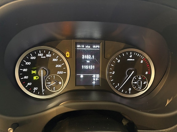 Mercedes-Benz Vito 119 24 of 29