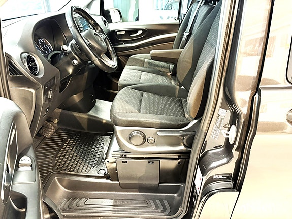 Mercedes-Benz Vito 119 20 of 29