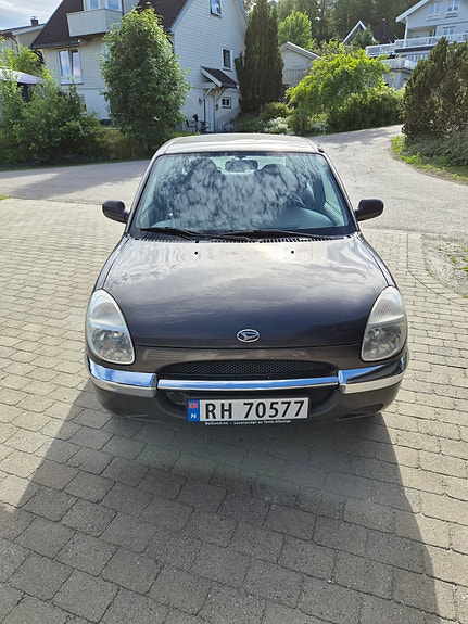 Daihatsu Sirion 4 of 5