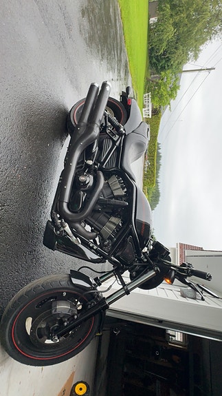 Harley-Davidson VRSCDX NIGHT ROD SPE 4 of 5