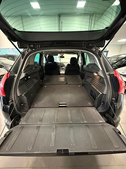 Peugeot 3008 13 of 16