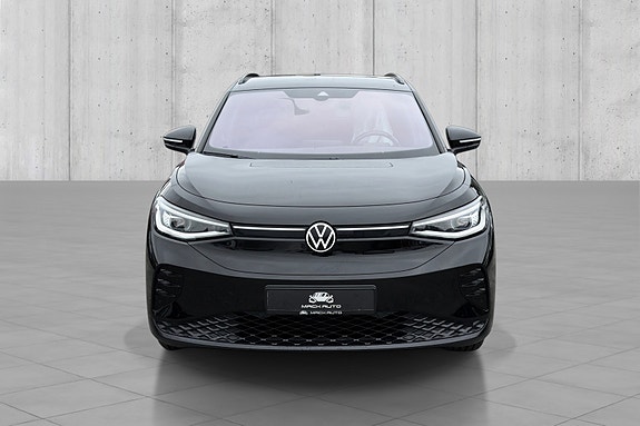 Volkswagen ID.4 GTX 2 of 5