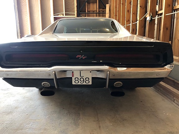 Dodge Charger 4 of 5