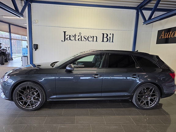 Audi A4 2 of 28