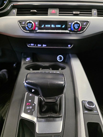 Audi A4 19 of 28