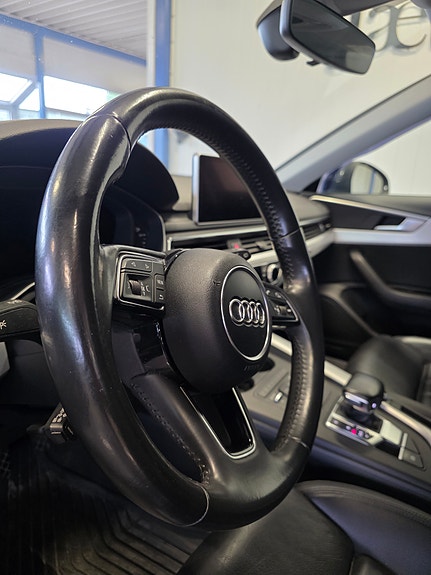 Audi A4 11 of 28