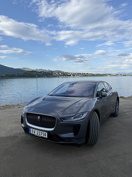 Jaguar I-PACE 5 of 5