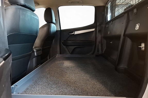 Isuzu D-max 25 of 30