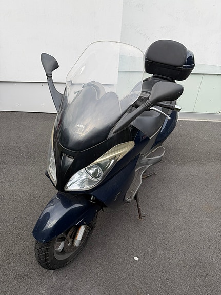 Aprilia Atlantic 125 2 of 5