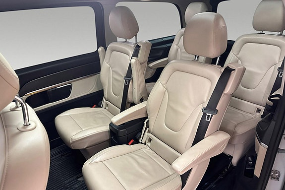 Mercedes-Benz V250 d 9 of 22