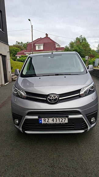 Toyota Proace Verso 2 of 5