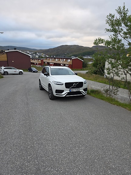 Volvo XC90 4 of 5