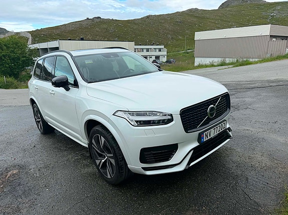 Volvo XC90 3 of 5