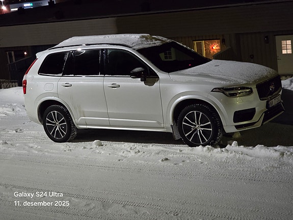 Volvo XC90 9 of 17