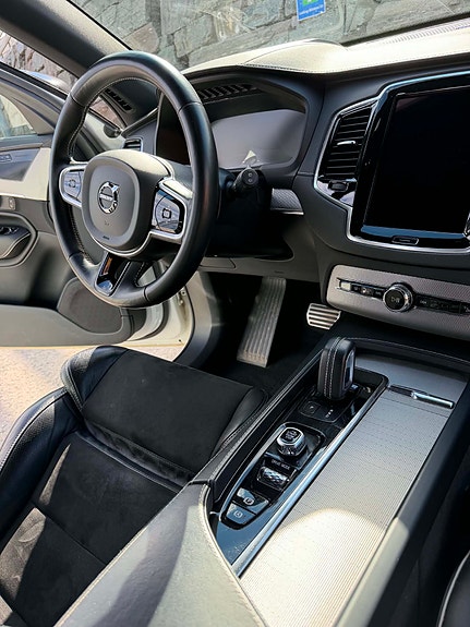 Volvo XC90 5 of 5