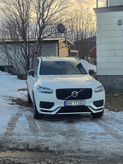 Volvo XC90 7 of 17