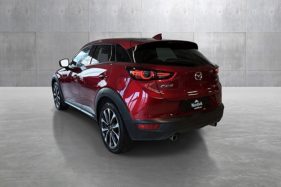 Mazda CX-3 3 of 5
