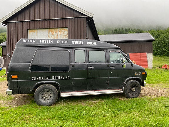 Chevrolet Van 5 of 5