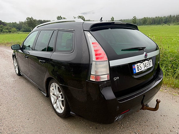 Saab 9-3 2 of 5