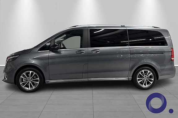 Mercedes-Benz EQV300 2 of 5