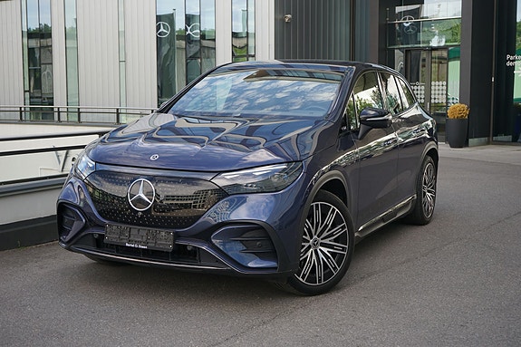 Mercedes-Benz EQE SUV 2 of 5