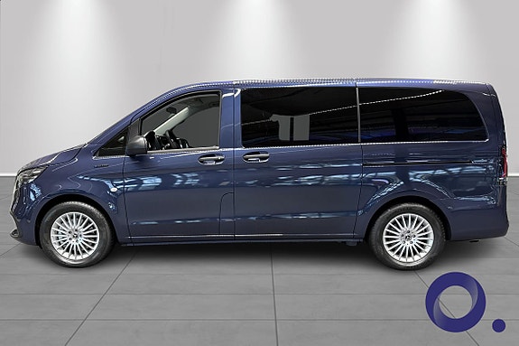 Mercedes-Benz eVito Tourer 2 of 5