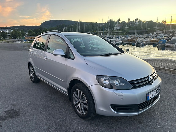 Volkswagen Golf Plus 2 of 5