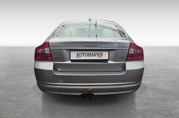 Volvo S80 5 of 5