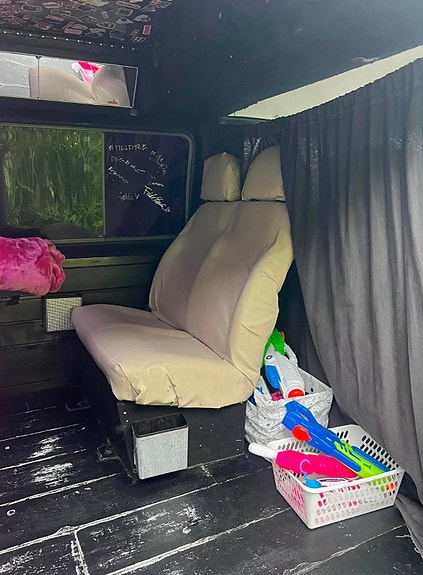 Ford Transit 7 of 12