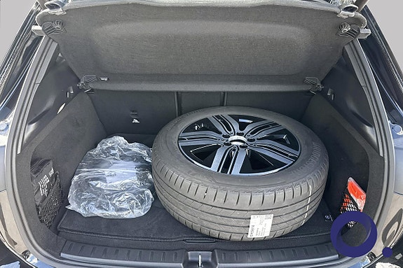Mercedes-Benz EQA300 5 of 5