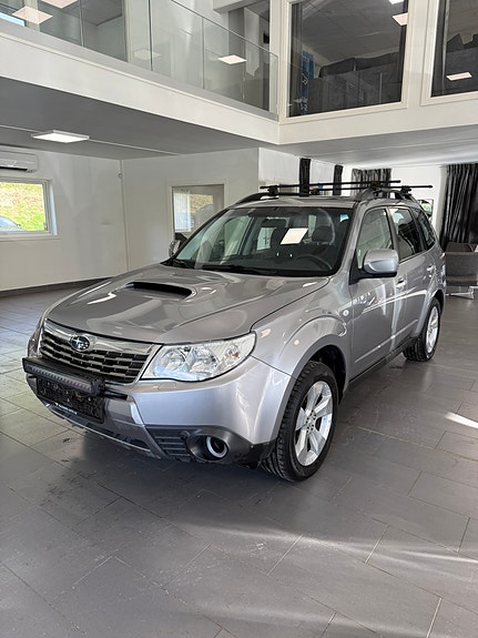 Subaru Forester 3 of 16