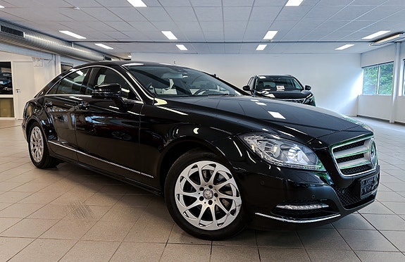 Mercedes-Benz CLS250 3 of 5