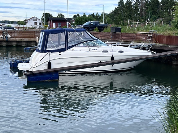 Fin Sea Ray Sundancer 260 til salgs 2 of 5