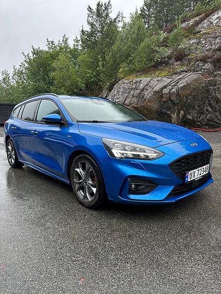 Ford Focus 2 of 5