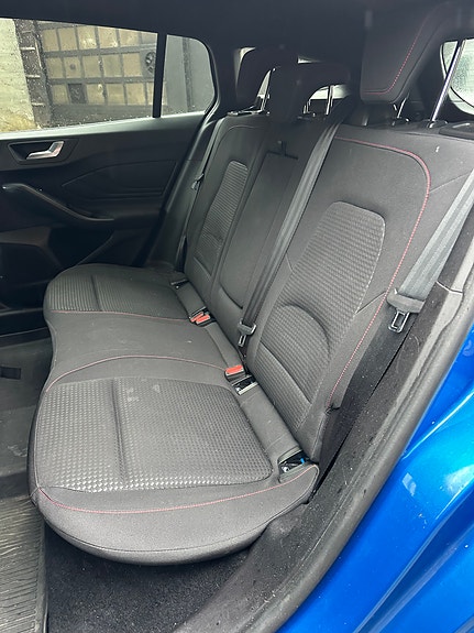 Ford Focus 11 of 14