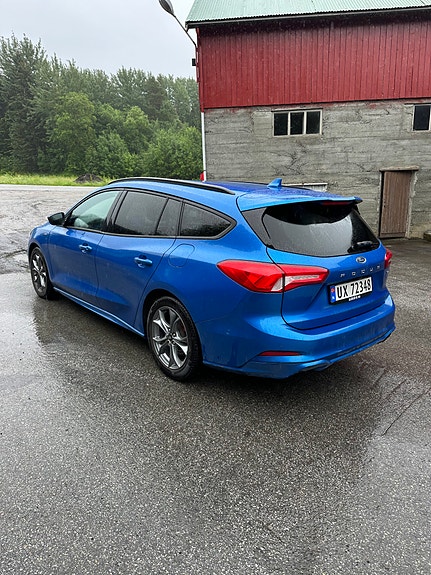 Ford Focus 7 of 14