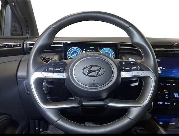 Hyundai Tucson 30 of 30