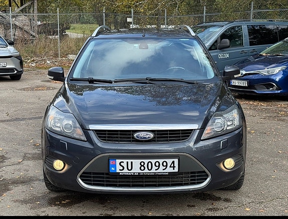 Ford Focus 2 of 5