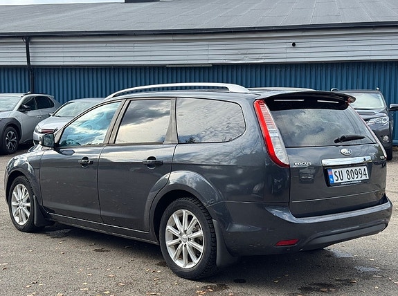 Ford Focus 3 of 5