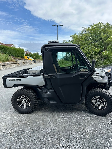 Can-Am Traxter XU HD8 4 of 5