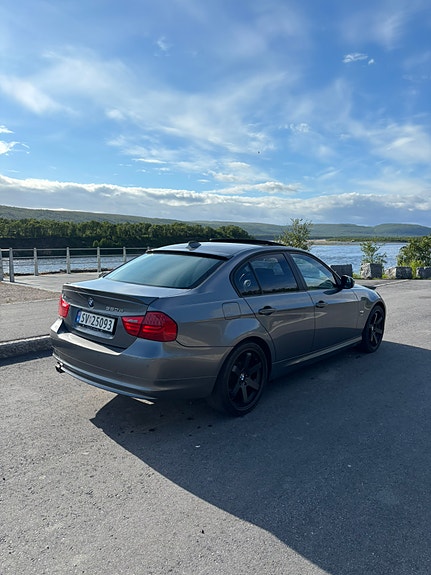 BMW 320Xd 2008 photo 4