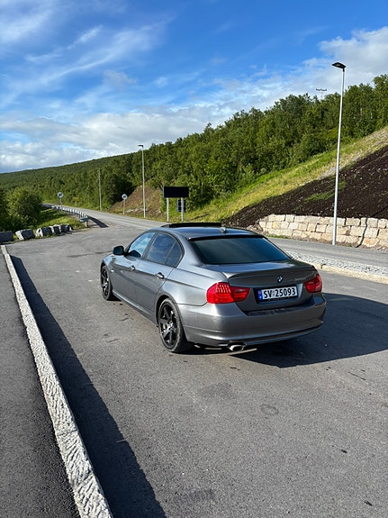 BMW 320Xd 2008 photo 3