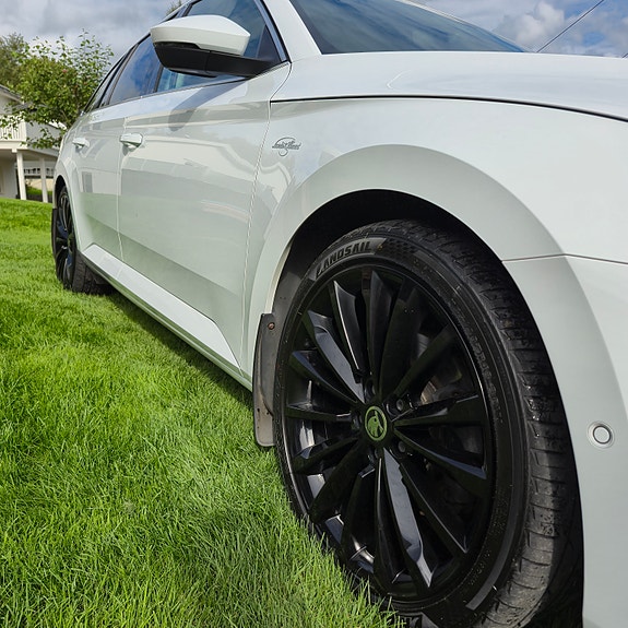 Skoda Superb 6 of 24