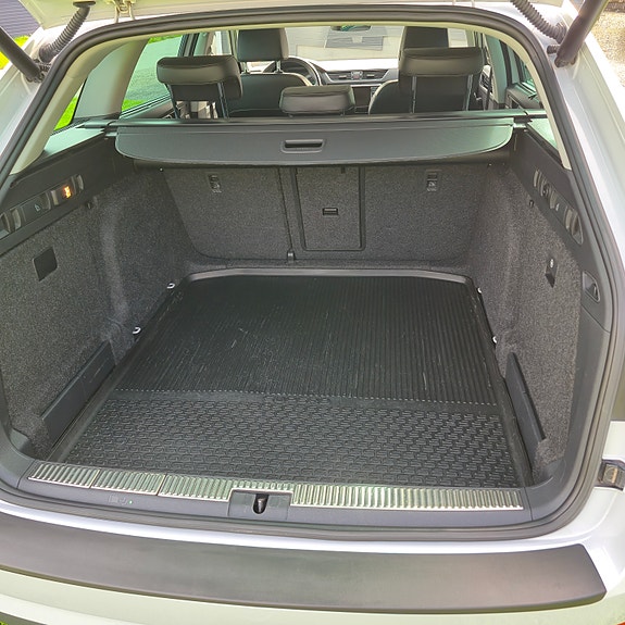 Skoda Superb 22 of 24