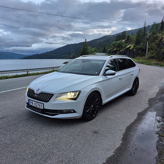 Skoda Superb 3 of 24