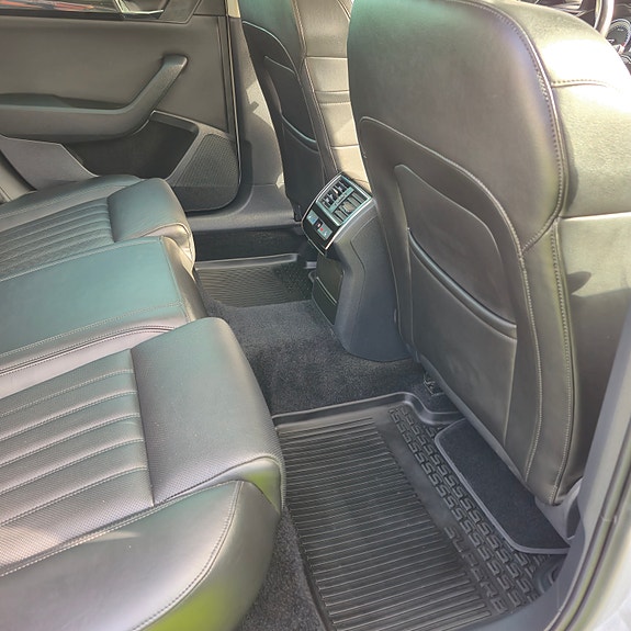 Skoda Superb 21 of 24