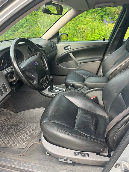 Saab 9-5 8 of 13